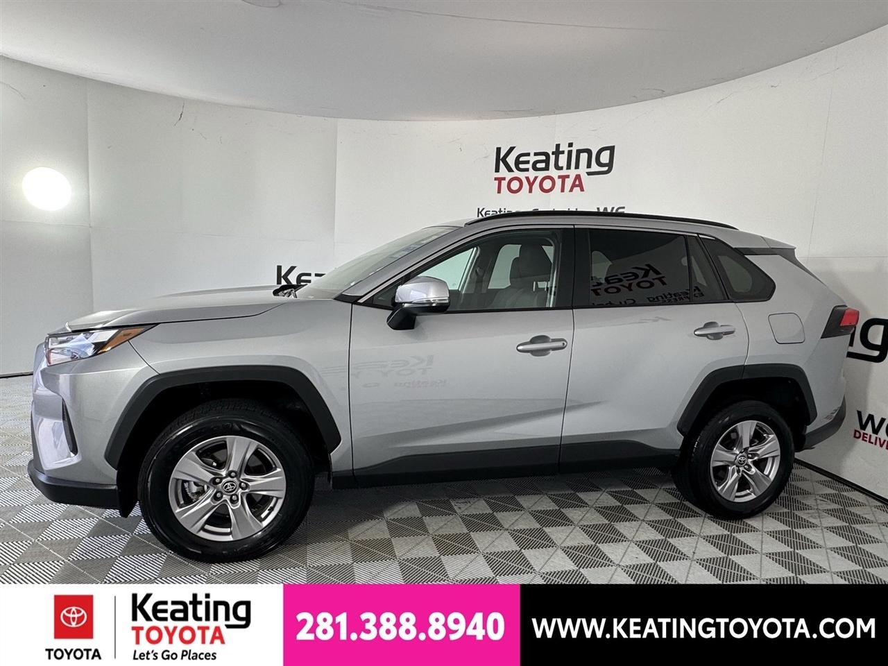Toyota RAV4 XLE 2025