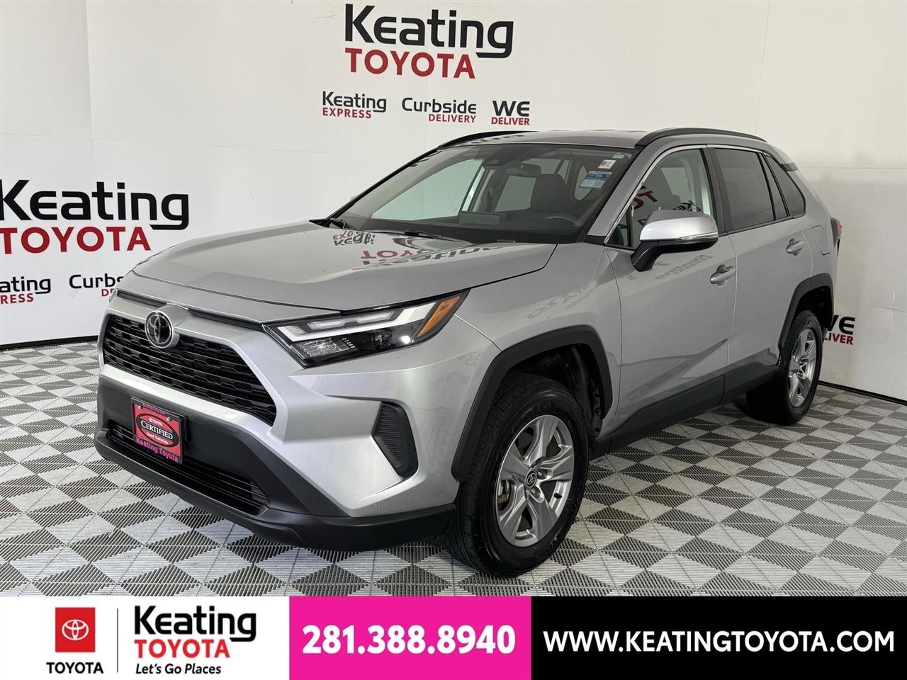Toyota RAV4 XLE 2025