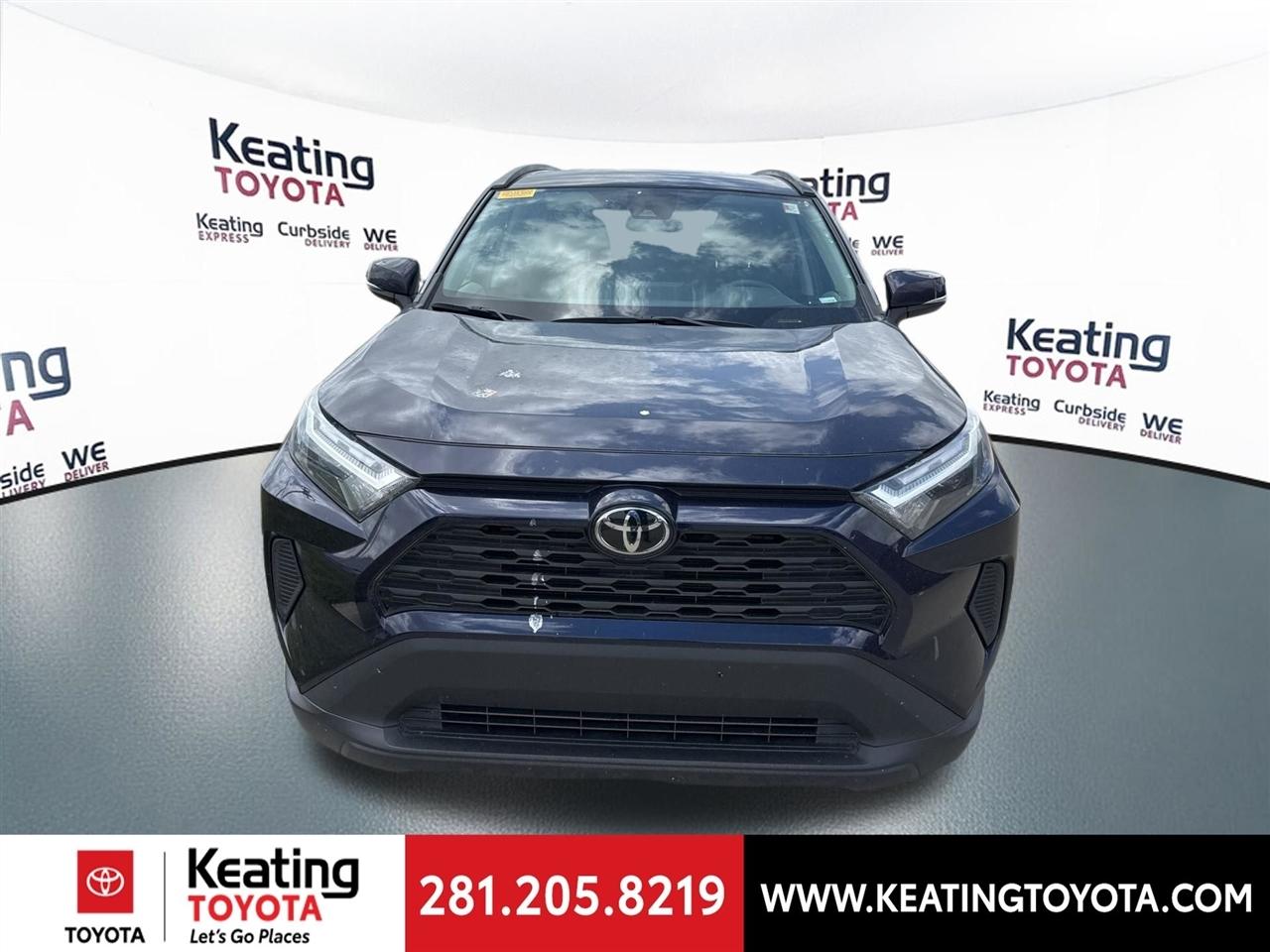 Toyota RAV4 XLE 2024