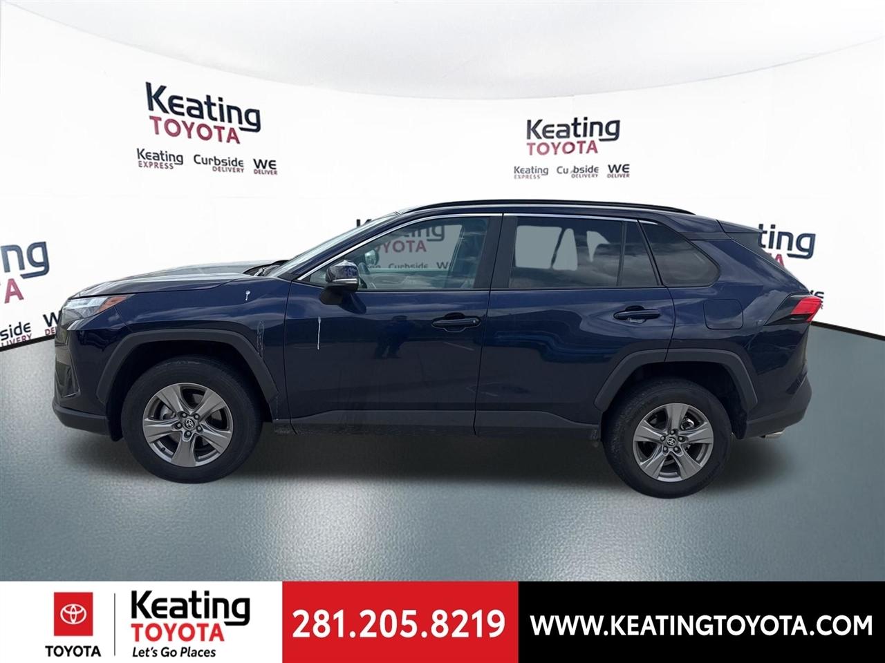 Toyota RAV4 XLE 2024