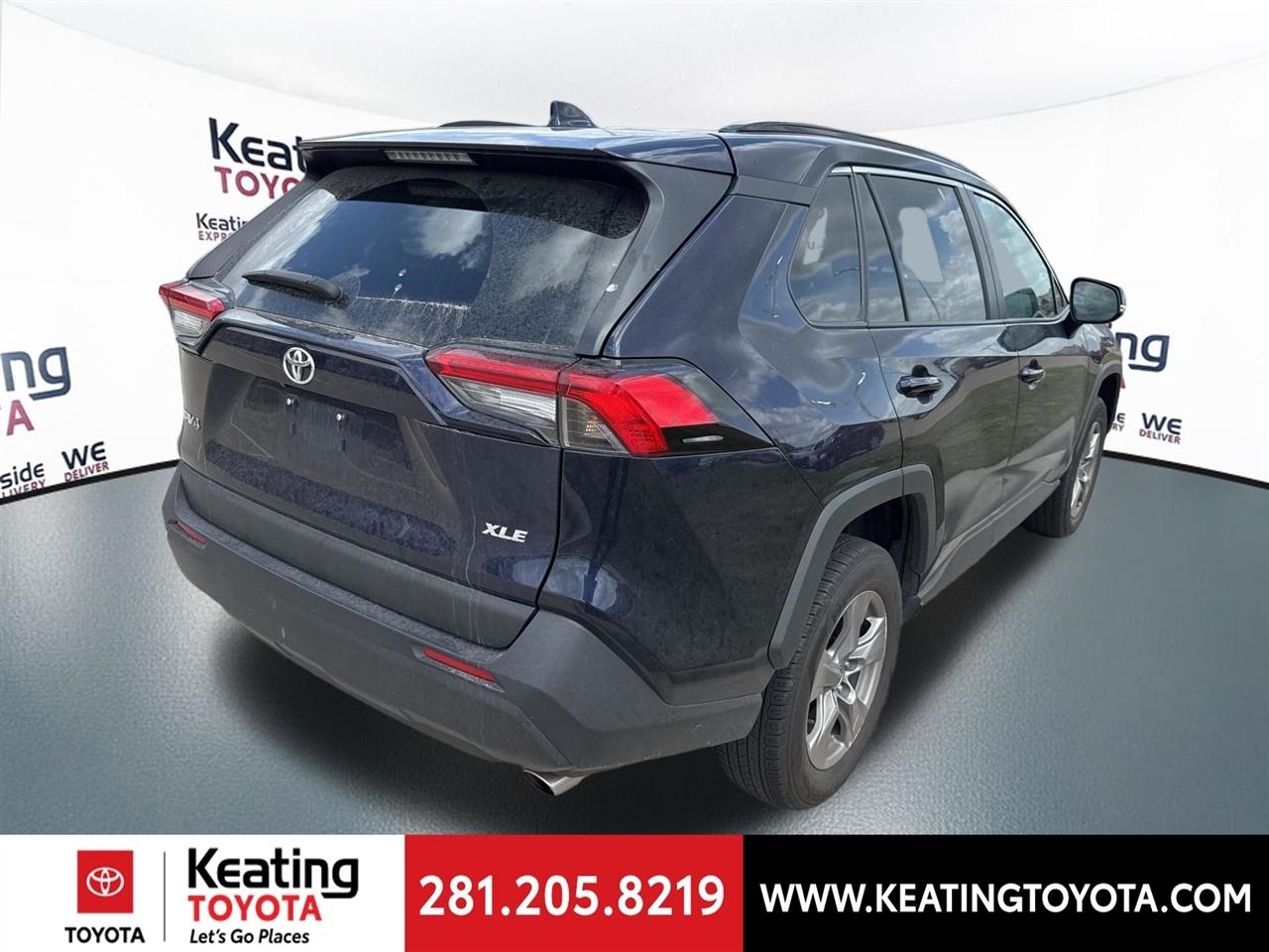 Toyota RAV4 XLE 2024