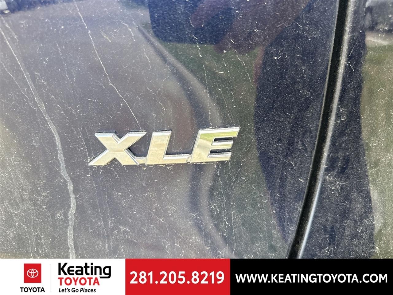 Toyota RAV4 XLE 2024