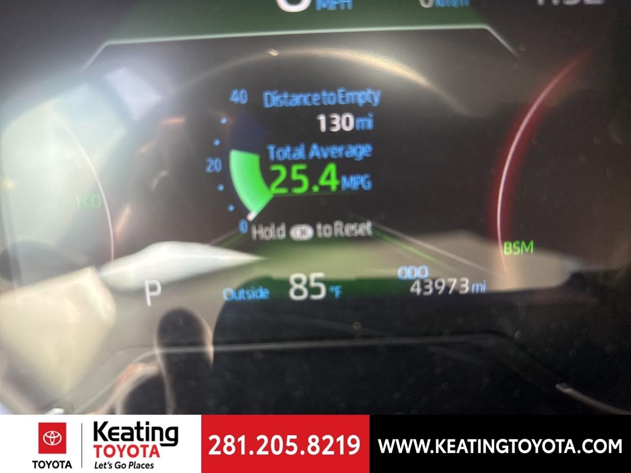 Toyota RAV4 XLE 2024