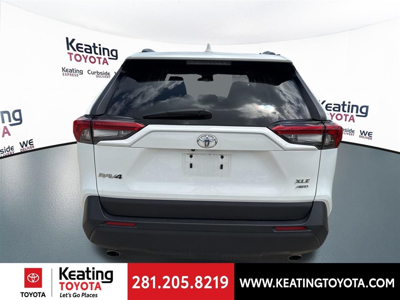 Toyota RAV4 XLE AWD 2025