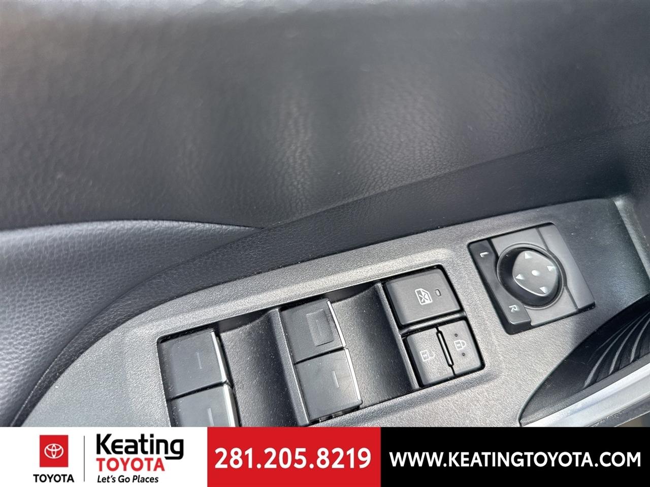 Toyota RAV4 XLE AWD 2025