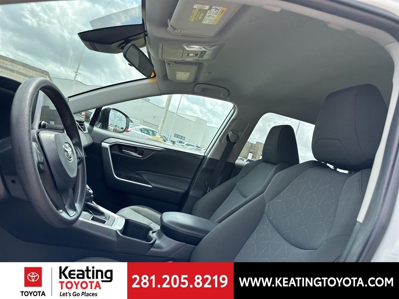 Toyota RAV4 XLE AWD 2025