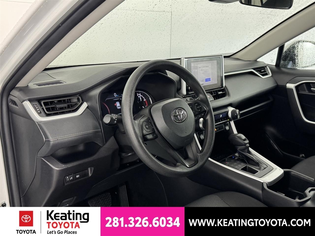 Toyota RAV4 XLE AWD 2025