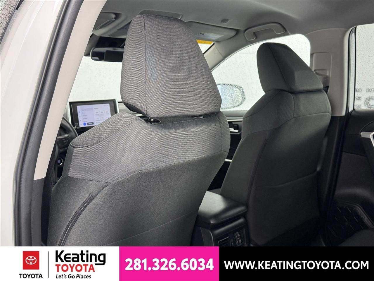 Toyota RAV4 XLE AWD 2025