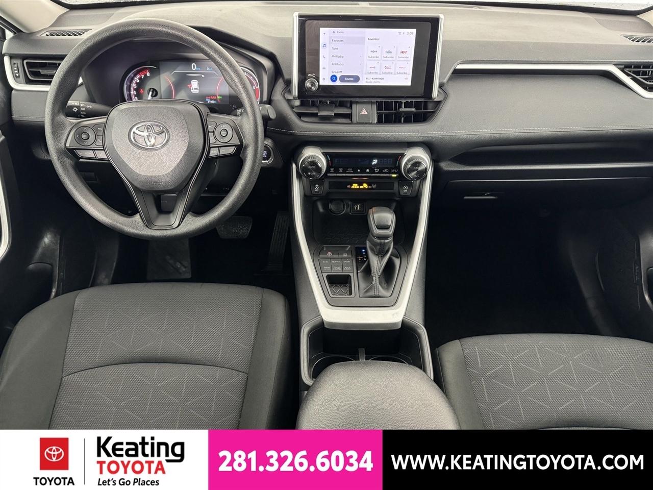 Toyota RAV4 XLE AWD 2025