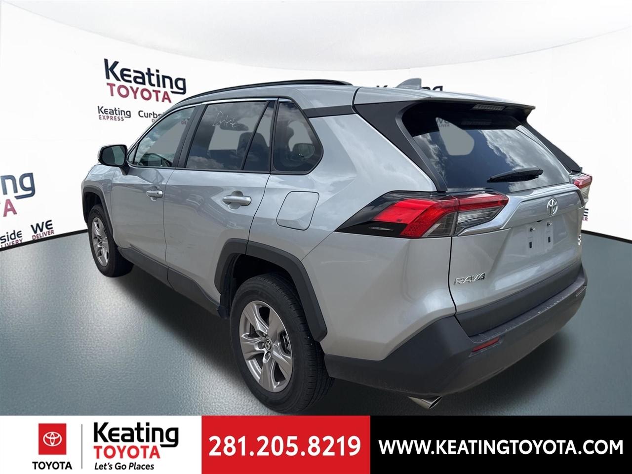 Toyota RAV4 XLE AWD 2025