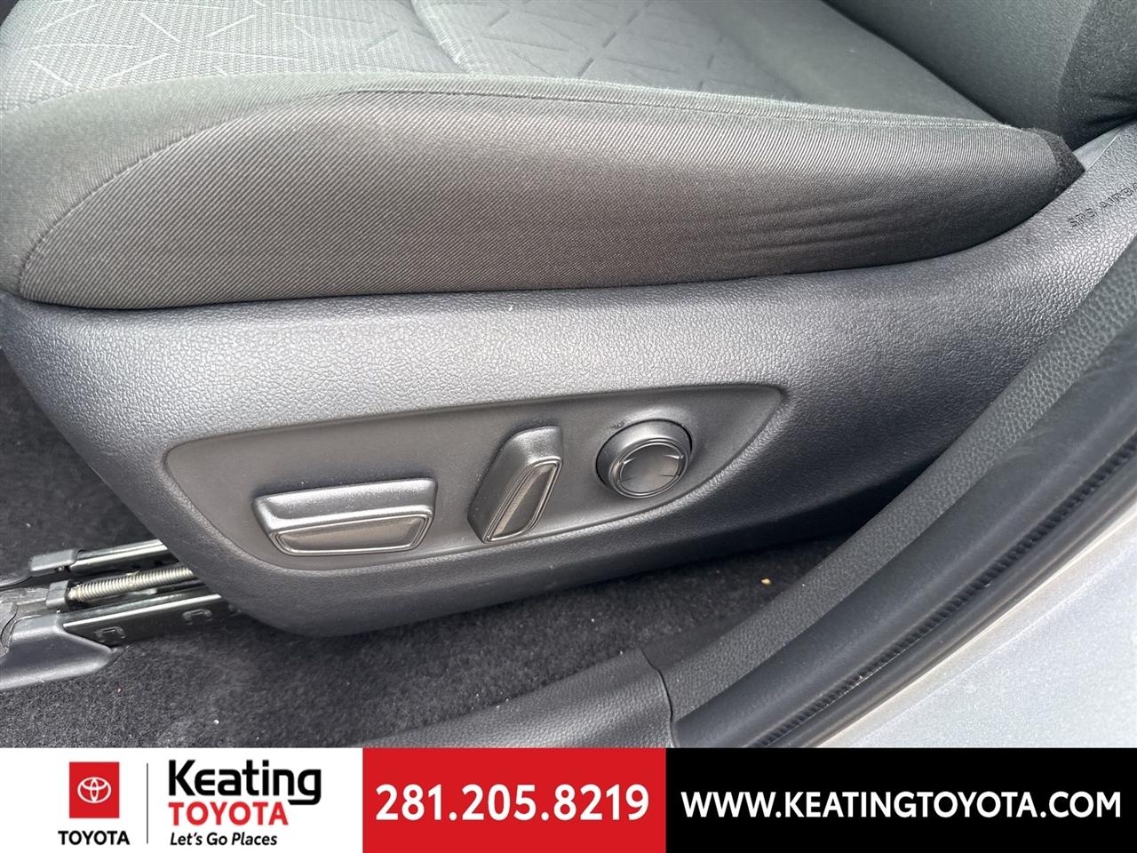 Toyota RAV4 XLE AWD 2025