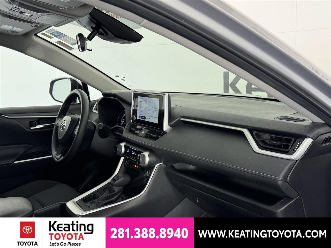 Toyota RAV4 XLE AWD 2025