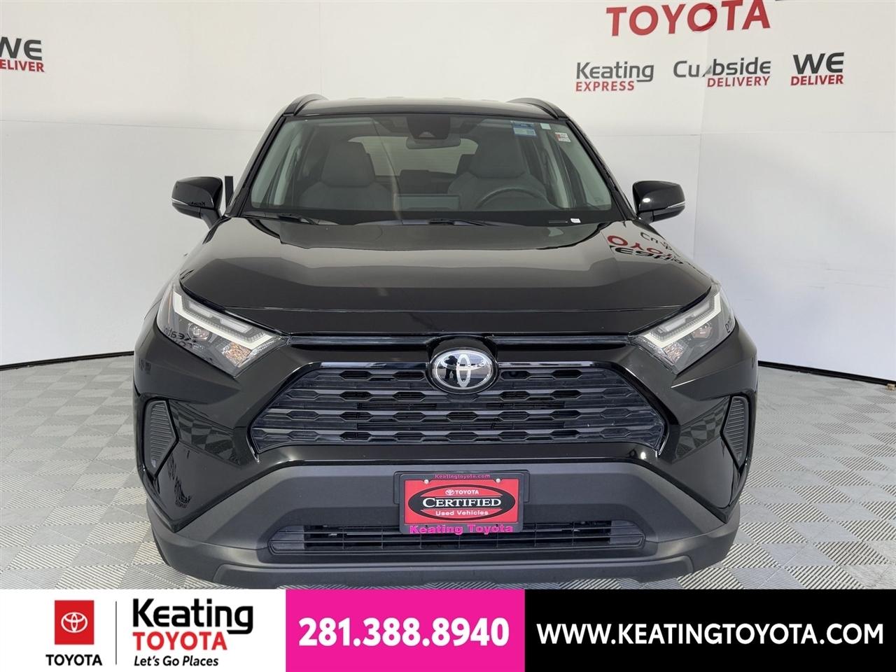 Toyota RAV4 XLE 2025