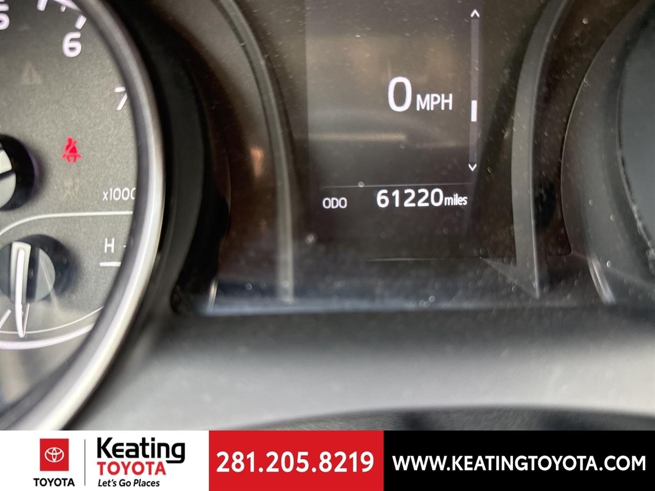 Toyota Camry SE 2024