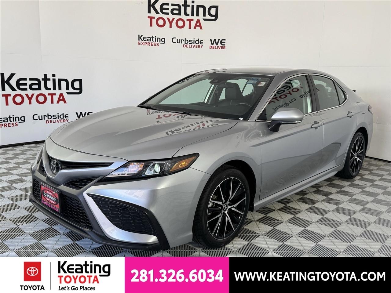 Toyota Camry SE 2024