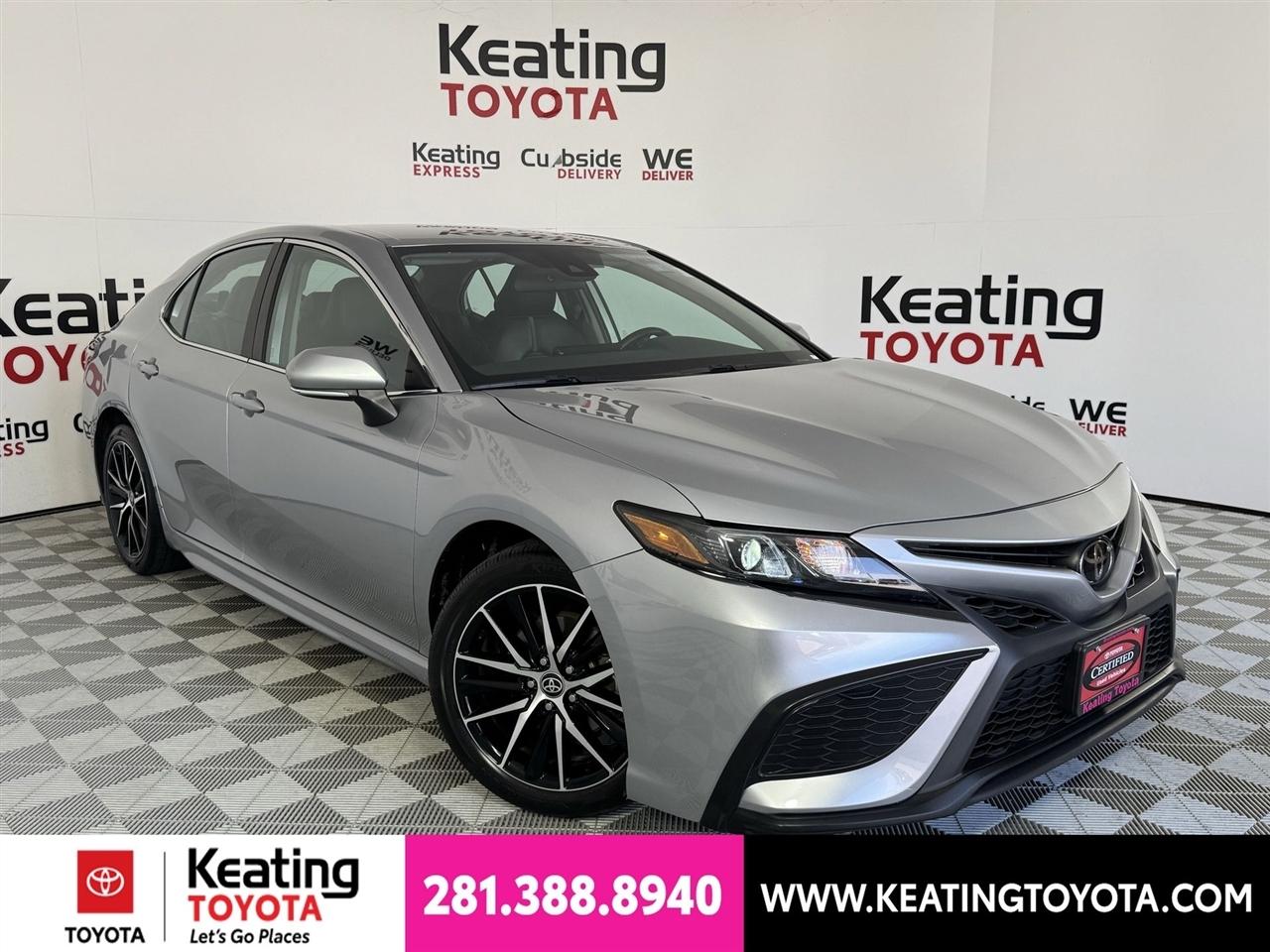 Toyota Camry SE 2024