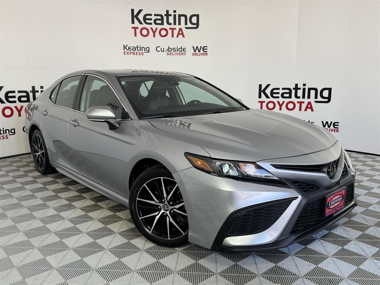 Toyota Camry SE 2024