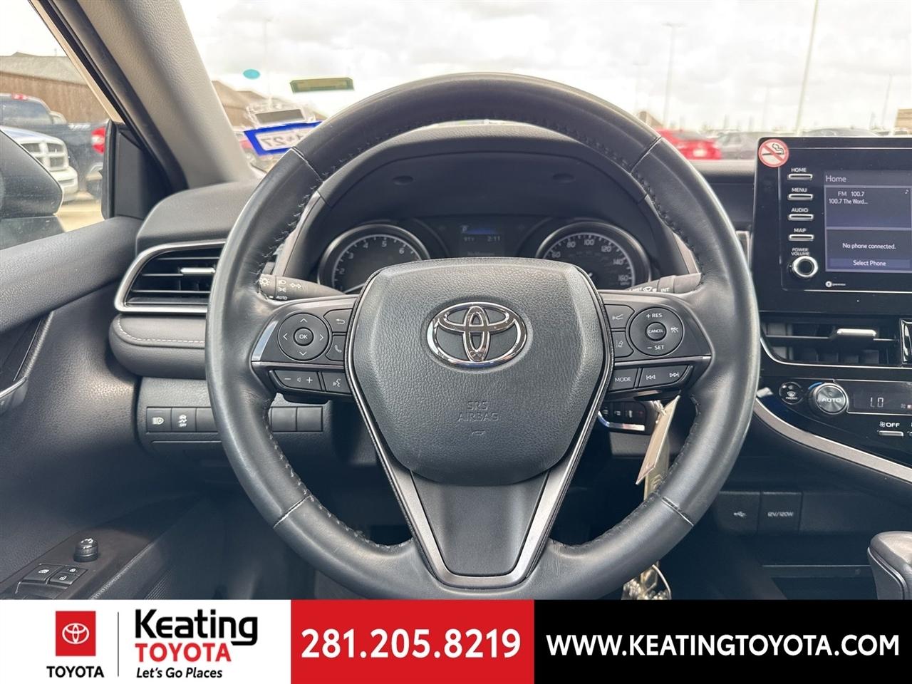 Toyota Camry SE 2024