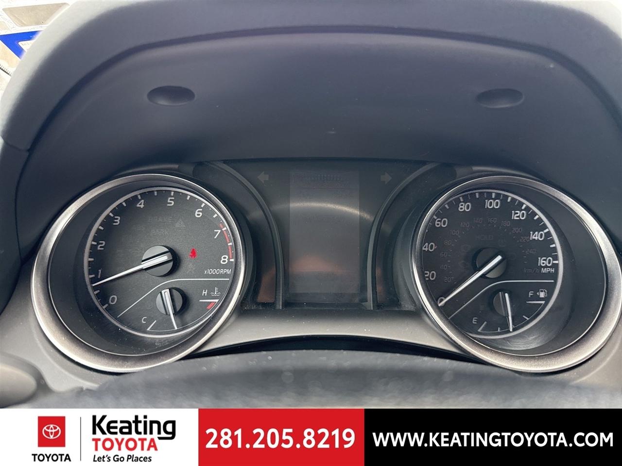 Toyota Camry SE 2024