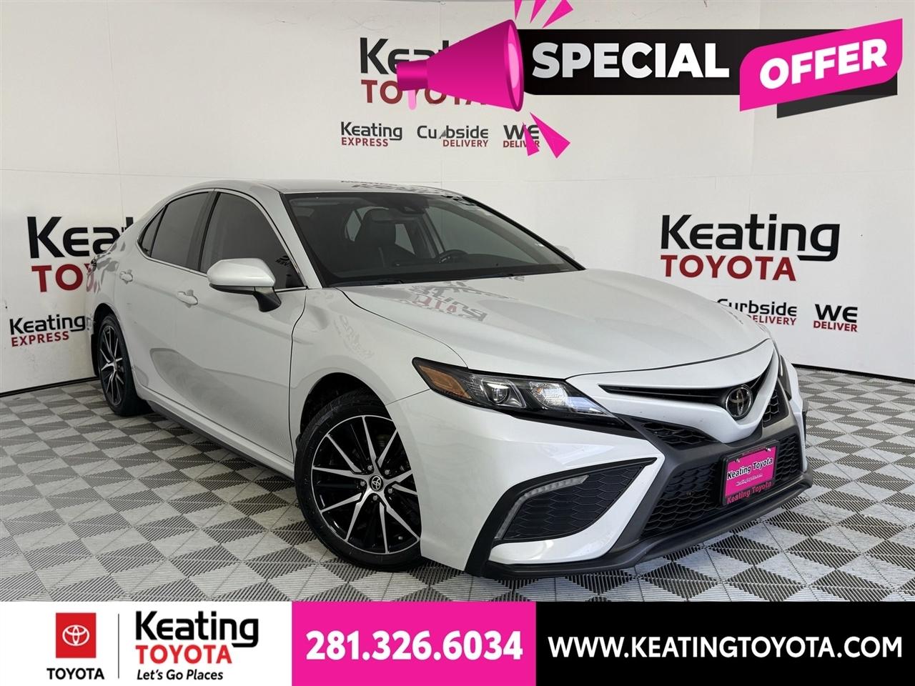 Toyota Camry SE 2024