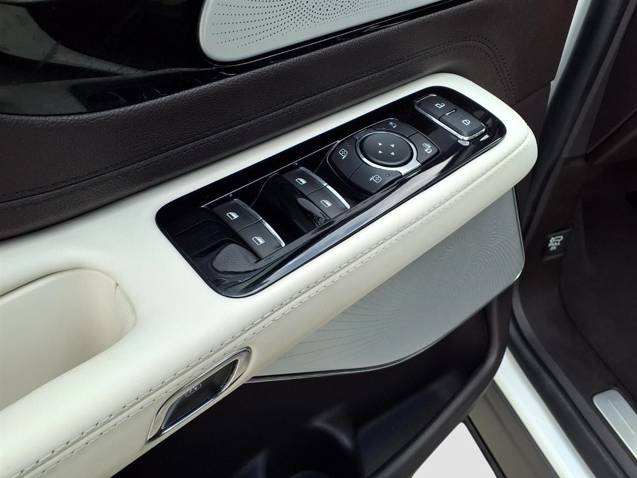 Lincoln Aviator Black Label 2022