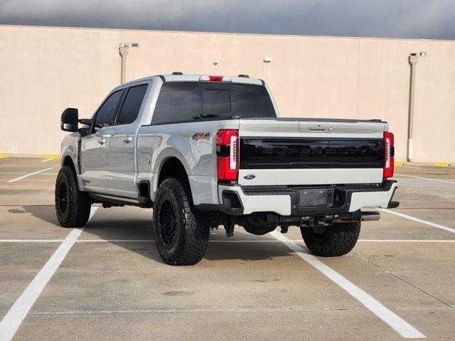 Ford F-250 SD Platinum Crew Cab 4WD 2025