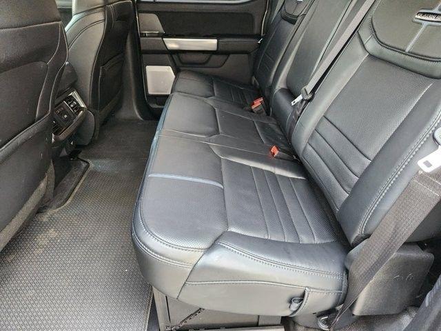 Ford F-250 SD Platinum Crew Cab 4WD 2025