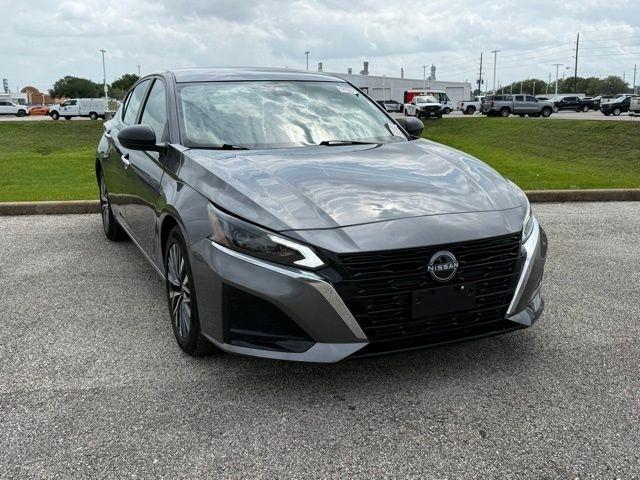 Nissan Altima 2.5 SV 2025