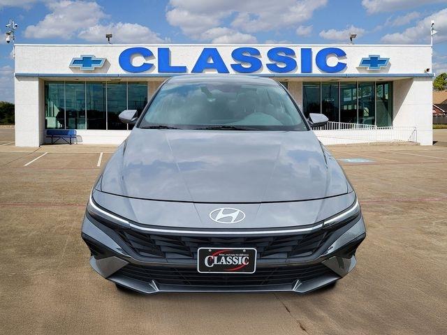 Hyundai Elantra SEL 2024