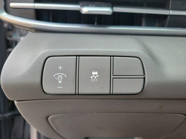 Hyundai Elantra SEL 2024