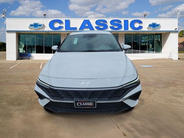 Hyundai Elantra SEL 2024