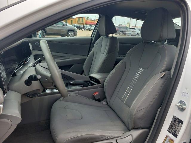 Hyundai Elantra SEL 2024