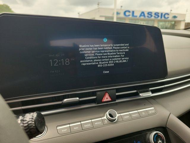 Hyundai Elantra SEL 2024