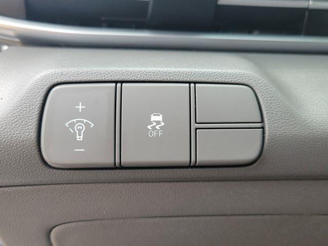 Hyundai Elantra SEL 2024