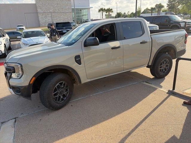 Ford Ranger XLT SuperCrew 2WD 2025
