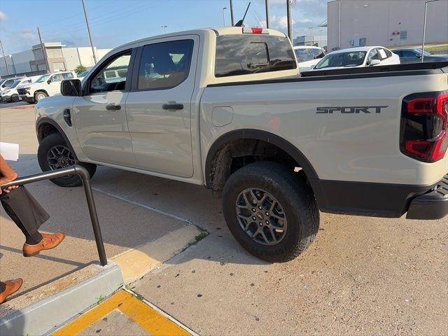 Ford Ranger XLT SuperCrew 2WD 2025