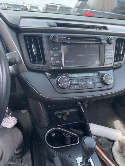 Toyota RAV4 XLE FWD 2017