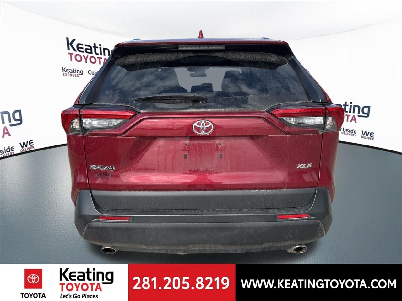 Toyota RAV4 XLE 2023