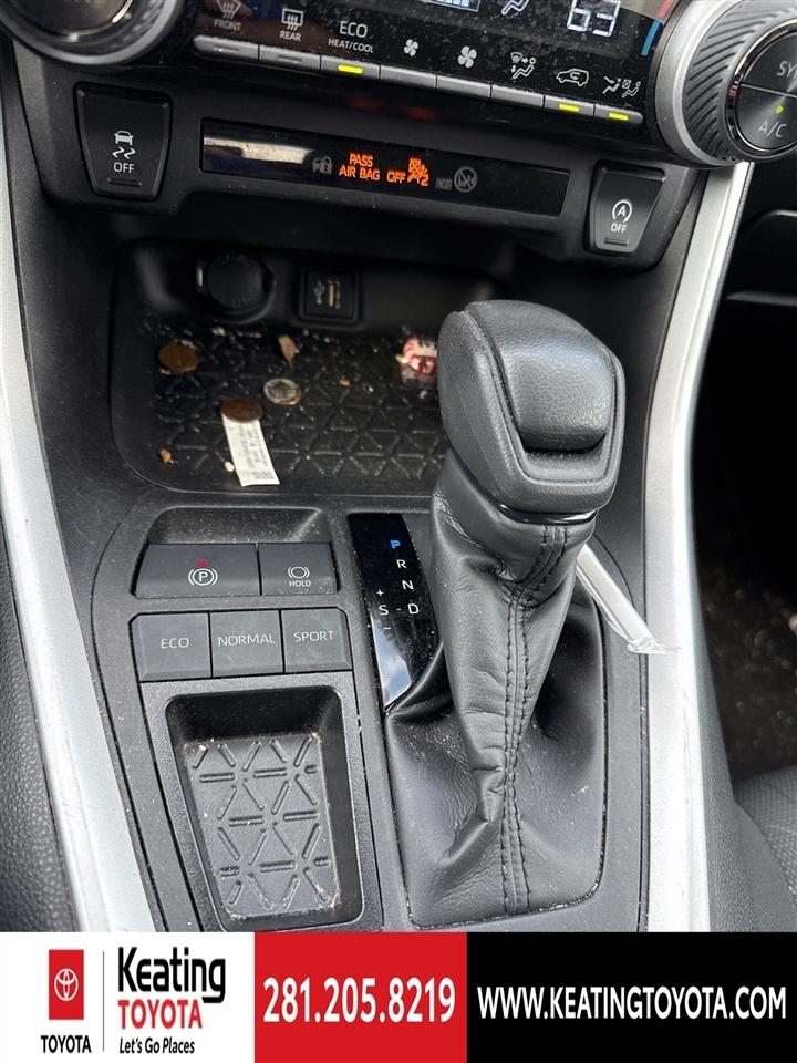 Toyota RAV4 XLE 2023