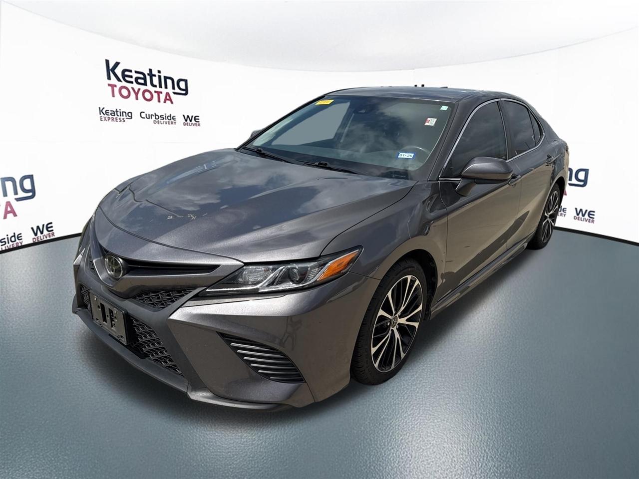 Toyota Camry SE 2019