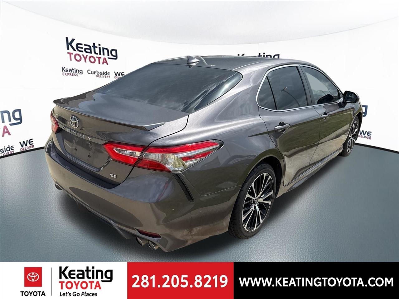 Toyota Camry SE 2019