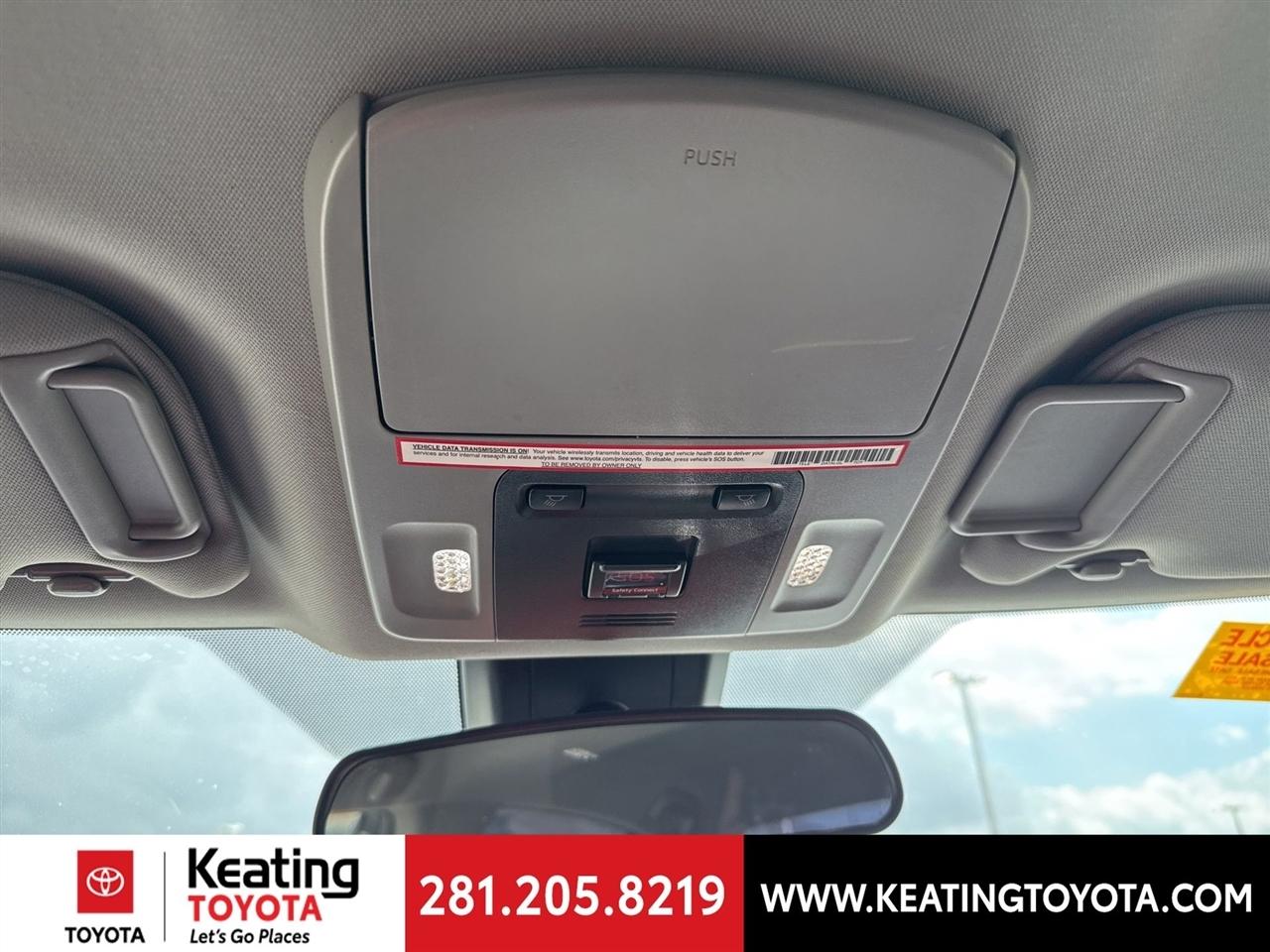 Toyota Camry SE 2019