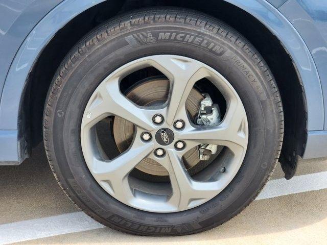 Ford Escape ST-Line Hybrid 2024