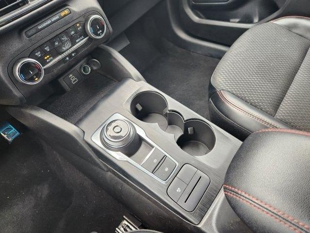 Ford Escape ST-Line Hybrid 2024