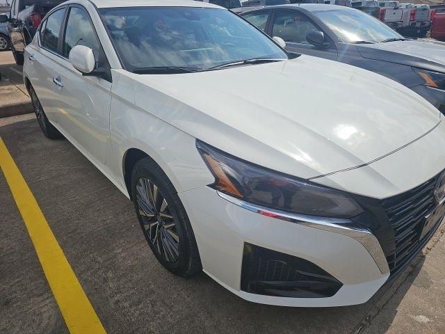 Nissan Altima 2.5 SV AWD 2025