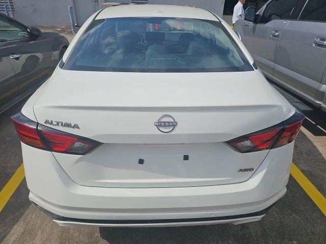 Nissan Altima 2.5 SV AWD 2025