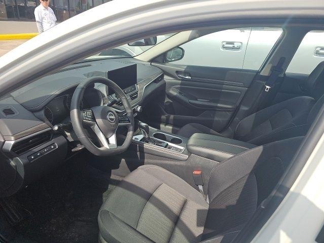 Nissan Altima 2.5 SV AWD 2025