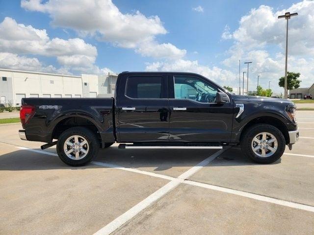 Ford F-150 XLT SuperCrew 4WD 2025