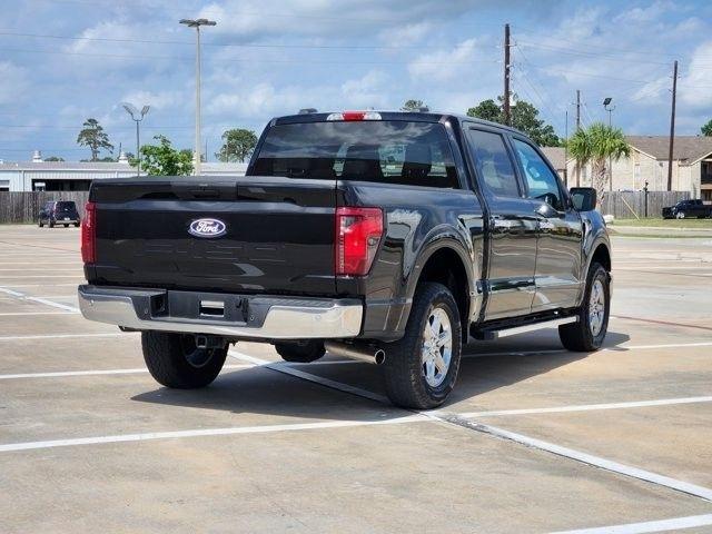 Ford F-150 XLT SuperCrew 4WD 2025