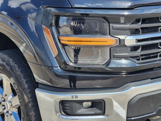 Ford F-150 XLT SuperCrew 4WD 2025